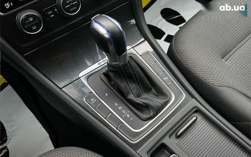 Volkswagen e-Golf 2019 - фото 18