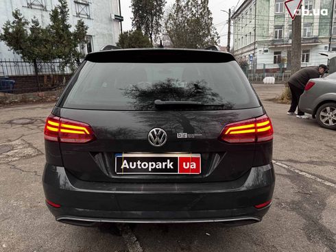Volkswagen Golf 2019 серый - фото 7