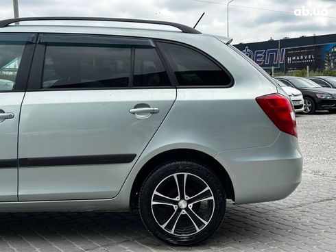 Skoda Fabia 2012 серый - фото 10