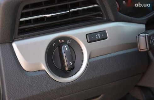 Volkswagen Passat 2021 - фото 18