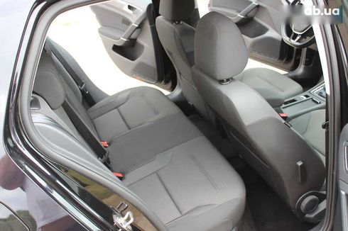 Volkswagen e-Golf 2020 - фото 27