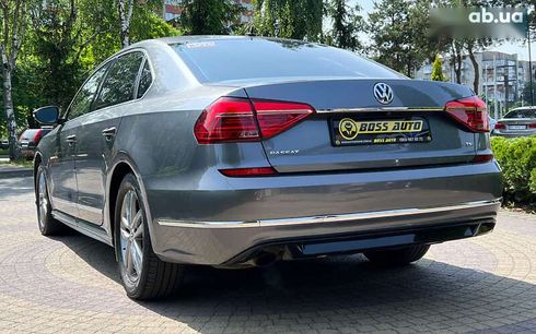 Volkswagen Passat 2016 - фото 5