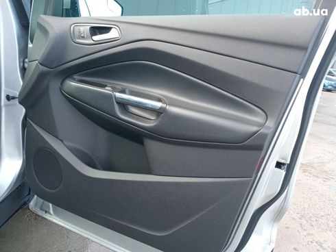 Ford Escape 2019 серый - фото 13