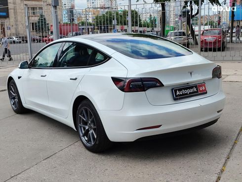 Tesla Model 3 2023 белый - фото 9