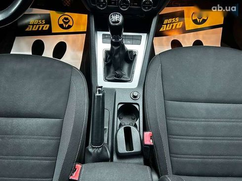 Skoda Octavia 2018 - фото 15
