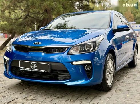 Kia Rio 2018 - фото 4