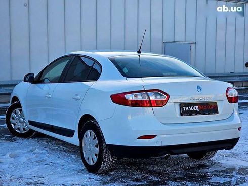 Renault Fluence 2013 - фото 10