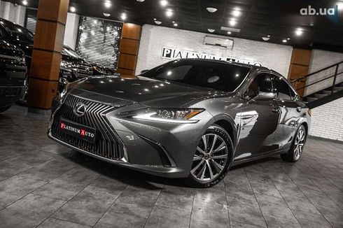 Lexus ES 2019 - фото 11