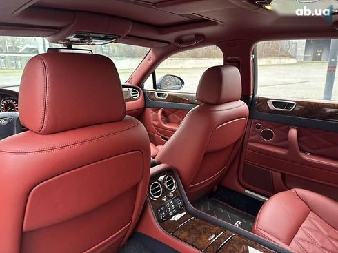 Bentley Continental Flying Spur 2012 - фото 30