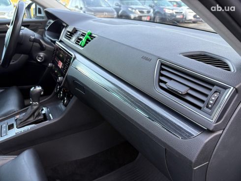 Skoda Superb 2019 серый - фото 38