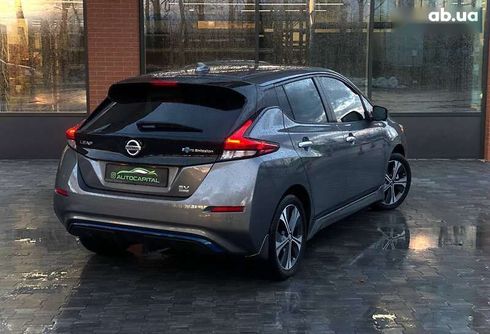 Nissan Leaf 2020 - фото 6