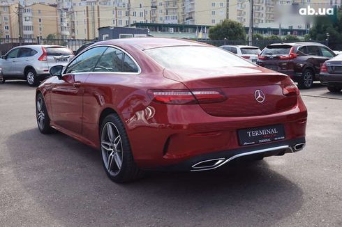 Mercedes-Benz E-Класс 2019 - фото 7