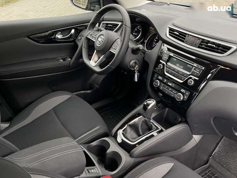 Nissan Qashqai 2021 - фото 25