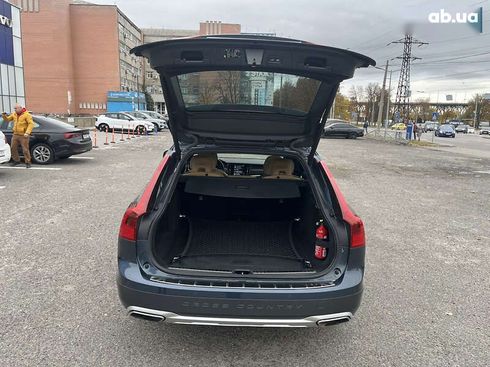 Volvo V90 Cross Country 2020 - фото 17