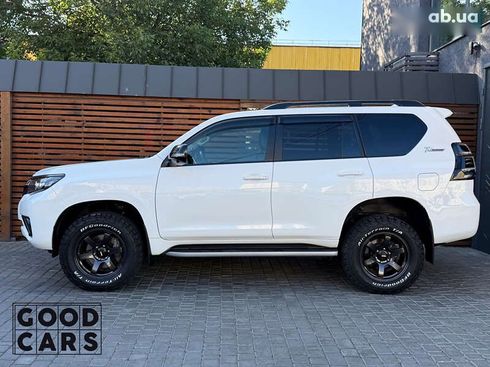 Toyota Land Cruiser Prado 2021 - фото 4