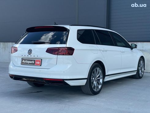 Volkswagen passat b8 2019 белый - фото 16