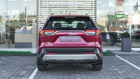 Toyota RAV4 2022 - фото 4