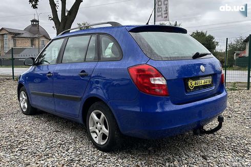 Skoda Fabia 2009 - фото 4