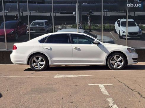 Volkswagen Passat 2012 - фото 7