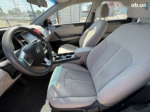 Hyundai Sonata 2019 - фото 30