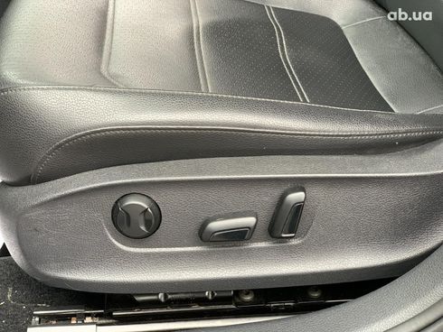 Volkswagen Passat 2017 черный - фото 22