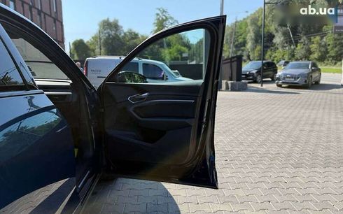 Audi E-Tron 2021 - фото 17