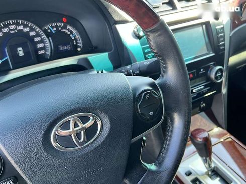 Toyota Camry 2013 - фото 20
