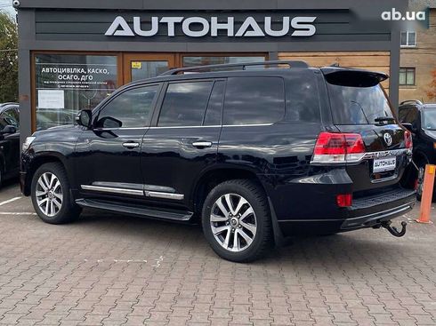 Toyota Land Cruiser 2018 - фото 8
