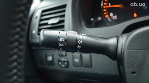 Toyota Avensis 2010 - фото 22