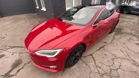 Tesla Model S 2019 - фото 10