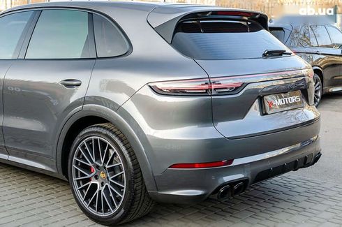 Porsche Cayenne 2021 - фото 13