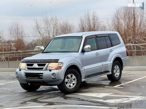 Mitsubishi Pajero Wagon 2004 - фото 2