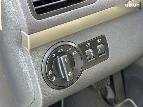 Volkswagen Touran 2008 - фото 15