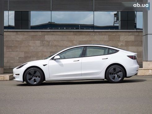 Tesla Model 3 2023 - фото 6