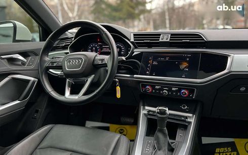 Audi Q3 2019 - фото 16