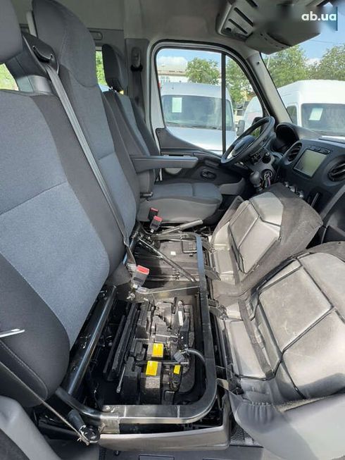 Renault Master 2018 - фото 28