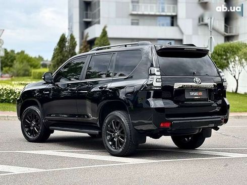 Toyota Land Cruiser Prado 2021 - фото 6
