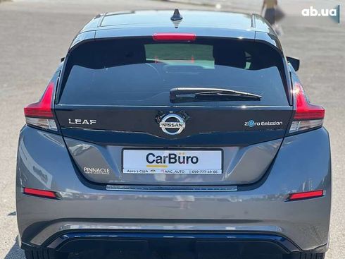 Nissan Leaf 2018 - фото 11