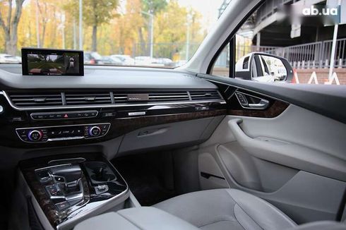 Audi Q7 2017 - фото 15