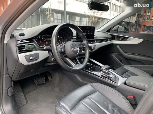 Audi A4 2020 - фото 19