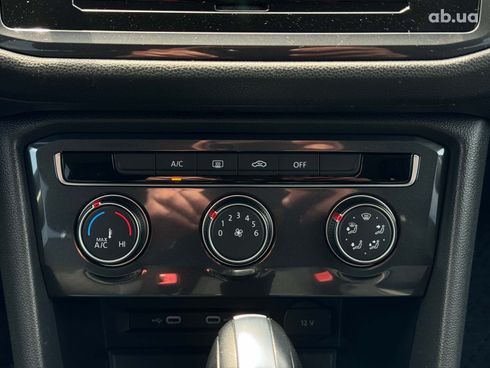 Volkswagen Tiguan 2019 черный - фото 32