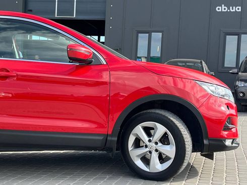 Nissan Qashqai 2019 красный - фото 5