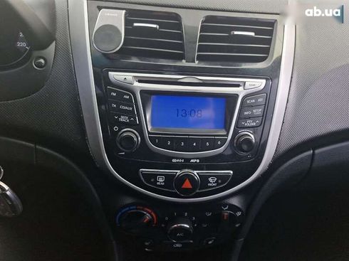 Hyundai Accent 2011 - фото 20