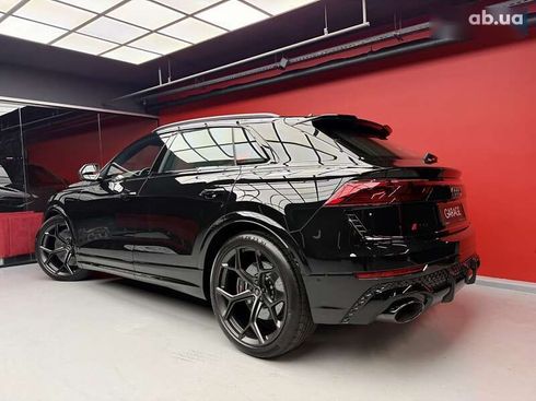 Audi RS Q8 2025 - фото 20