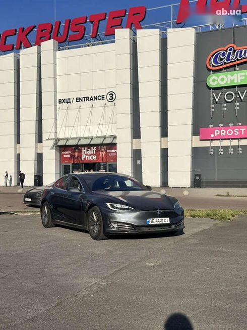 Tesla Model S 2018 - фото 3