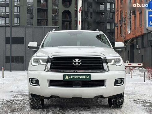 Toyota Sequoia 2017 - фото 6