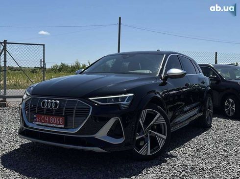 Audi e-tron S 2022 - фото 4