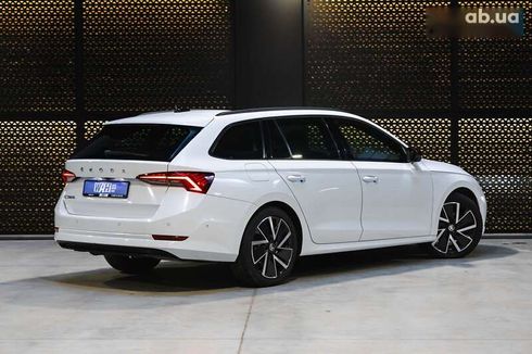 Skoda Octavia 2020 - фото 9