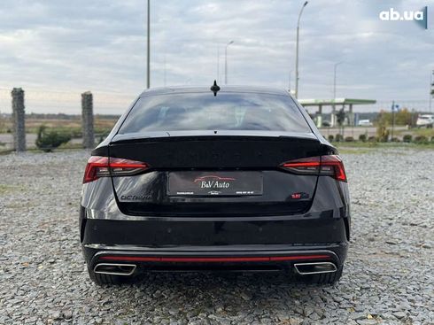 Skoda Octavia 2021 - фото 8