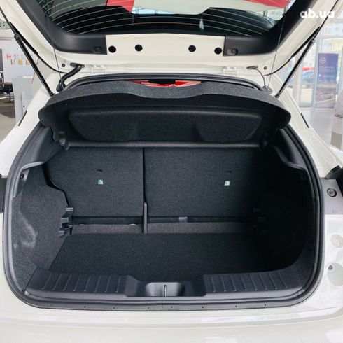 Nissan Juke 2025 белый - фото 11